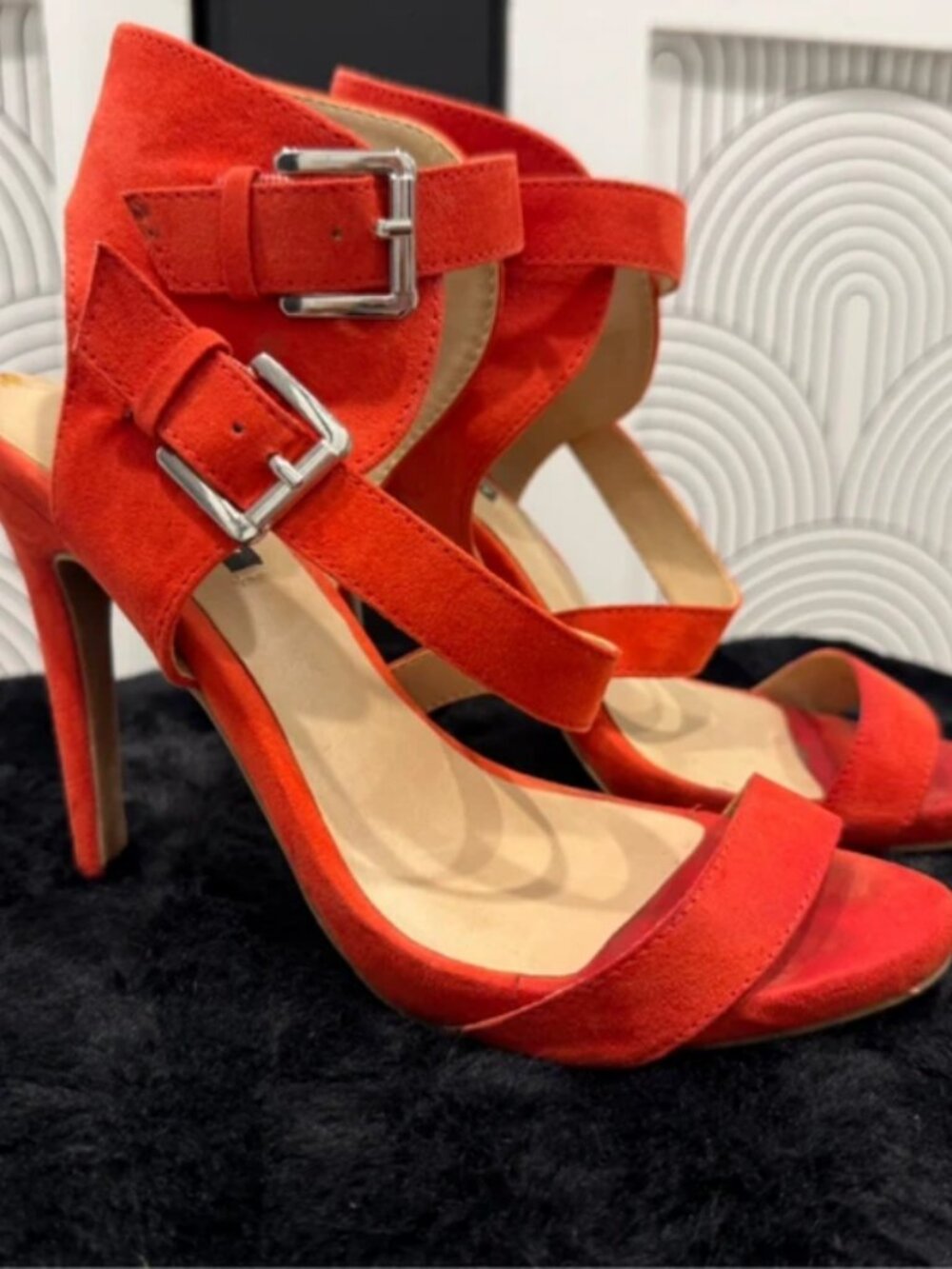 Women’s Coral scrappy heels 6.5